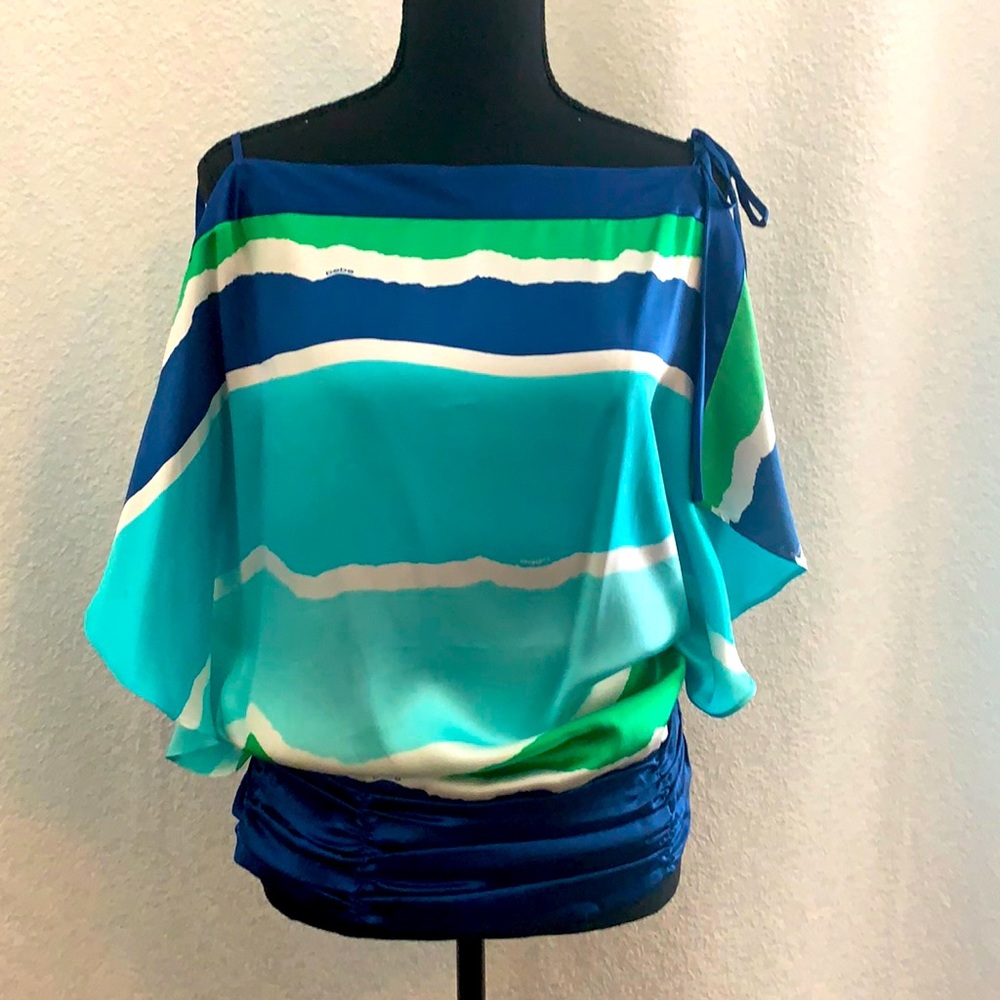 Bebe silk top